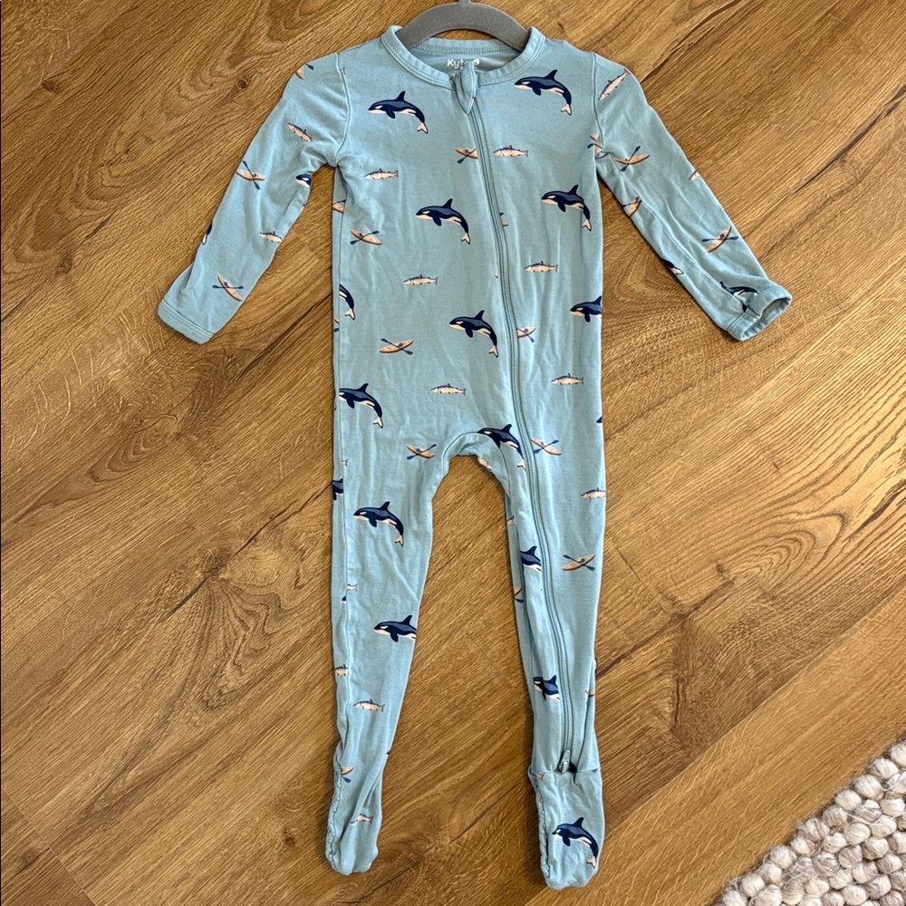 Kyte BABY Coastline Orca Footie Onesie 12-18 Months